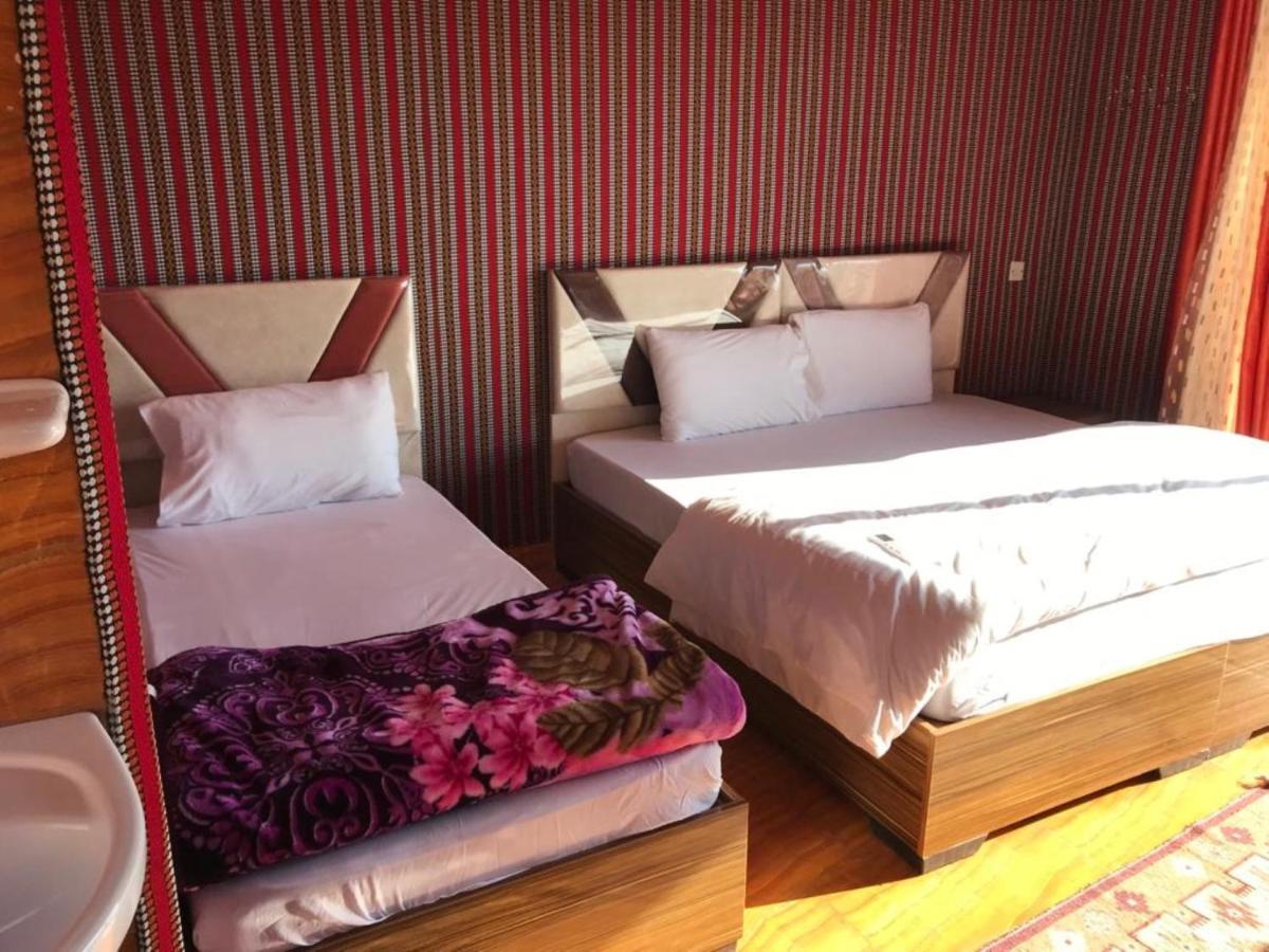 Flower Life Camp Wadi Rum Extérieur photo