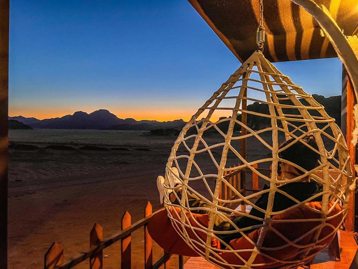 Flower Life Camp Wadi Rum Extérieur photo