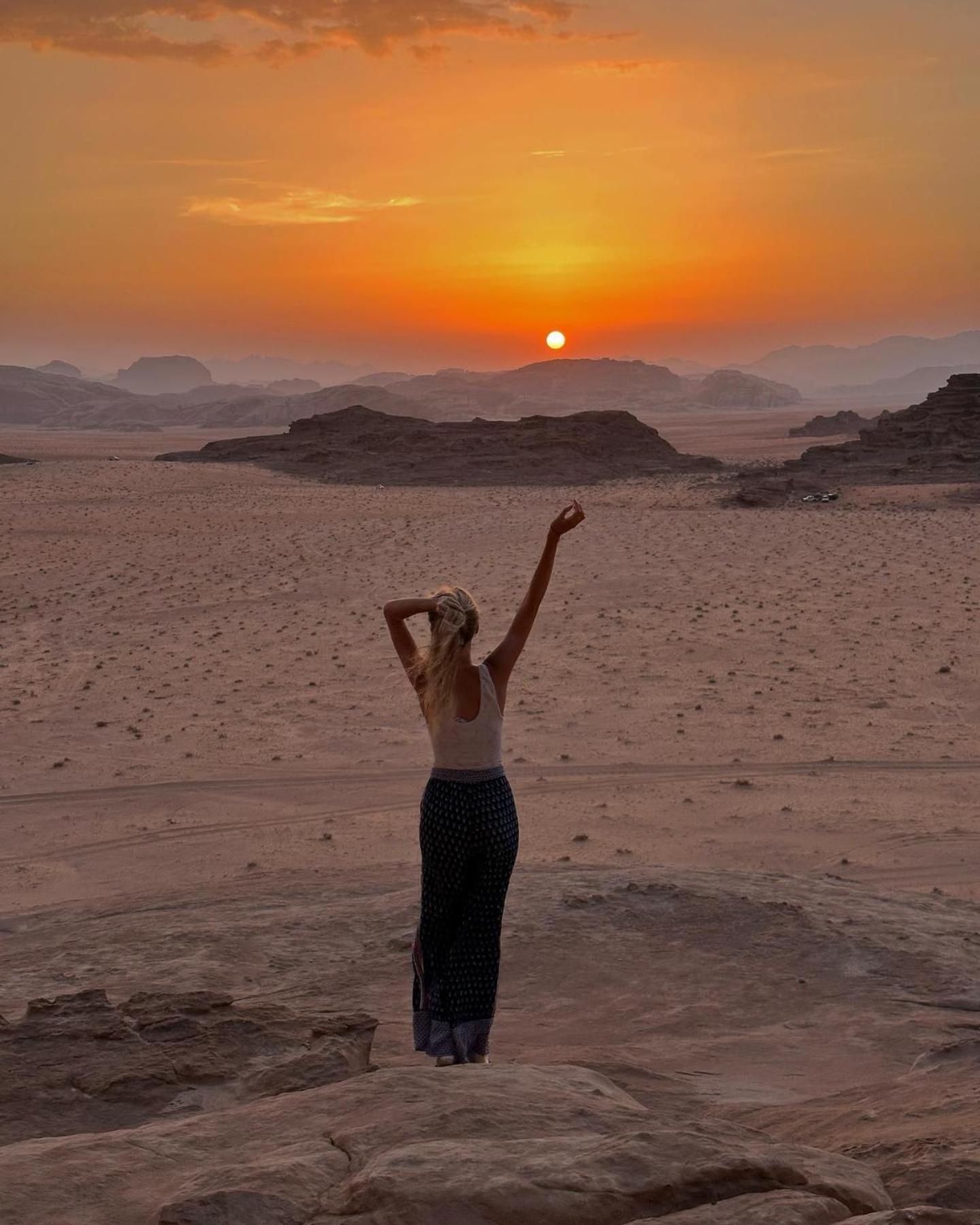 Flower Life Camp Wadi Rum Extérieur photo