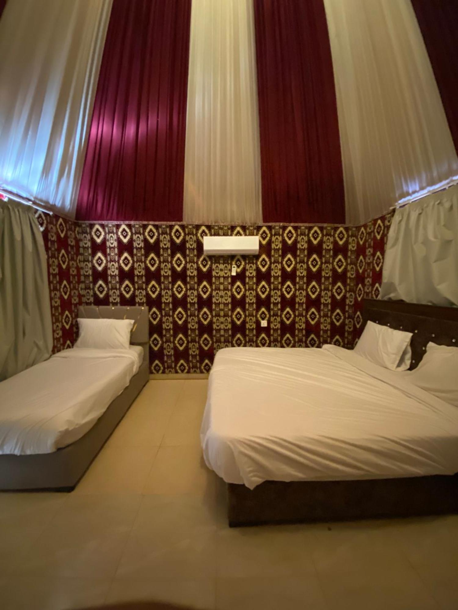 Flower Life Camp Wadi Rum Extérieur photo